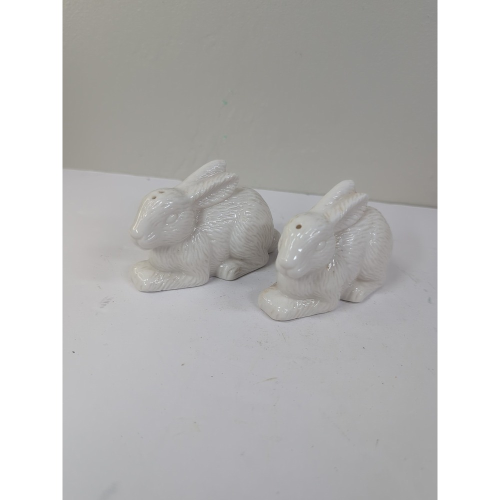 Vintage White Easter Bunny Salt and Pepper Shaker Set